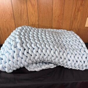 Comfrt Weighted 20 lbs Light blue chunky knit throw blanket
